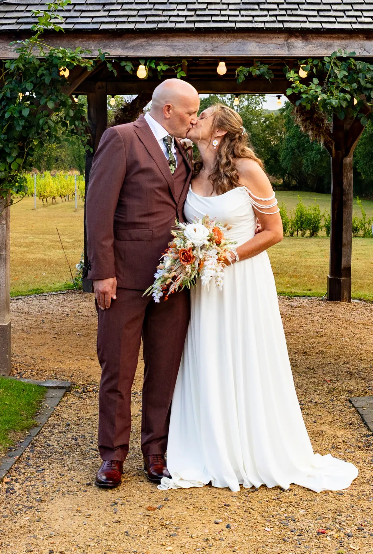 Nicola & Carl wedding photo 8